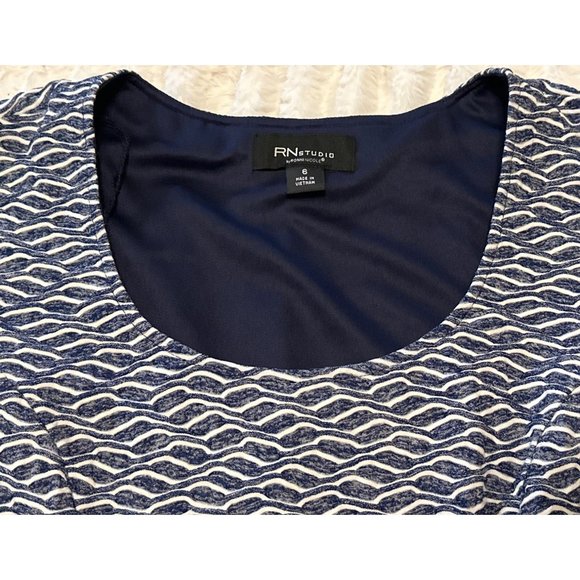 Chic Wave Pattern Mini Dress - Picture 5 of 16